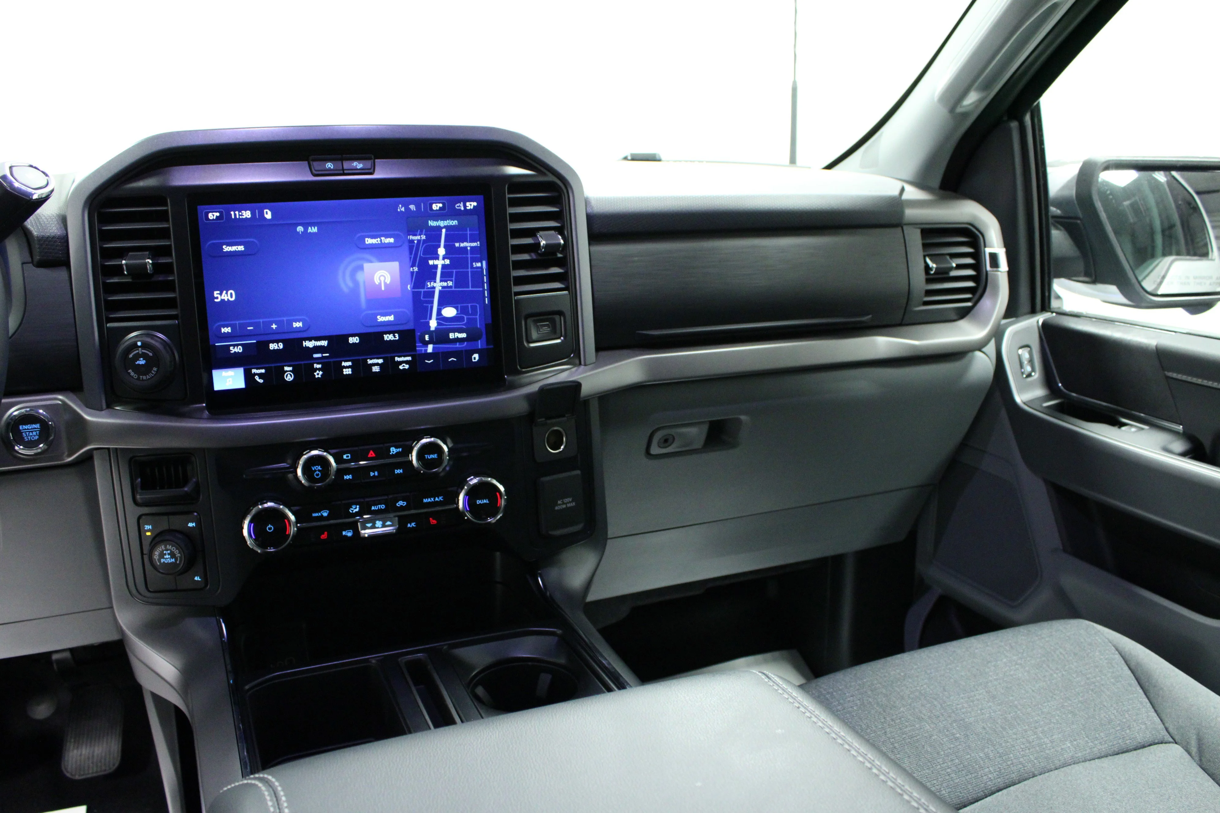 New 2026 Avalanche Ford XLT image 19