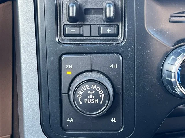 Used 2023 Gray Ford Lariat image 28