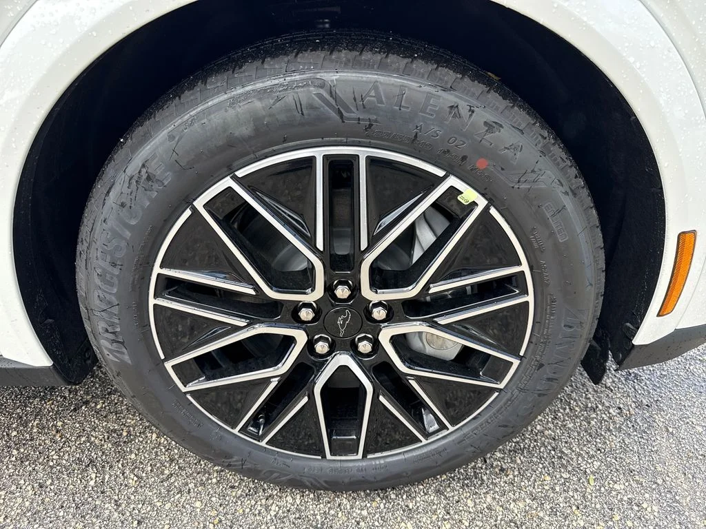 New 2026 White Ford Premium image 11