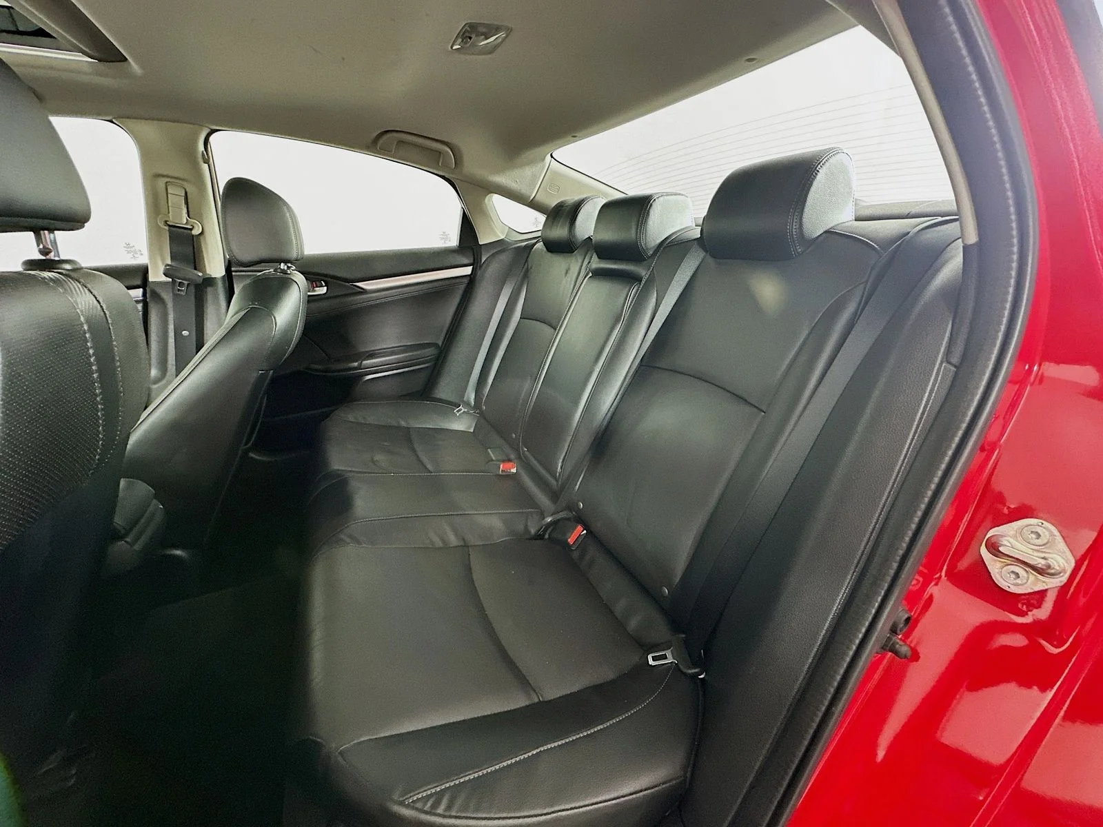 Used 2017 Rallye Red Honda EX-L image 25