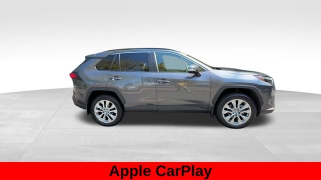 Used 2025 Gray Toyota XLE Premium image 9