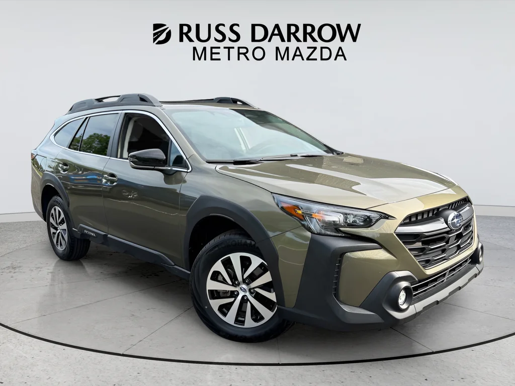 Used 2025 Green Subaru Premium image 7