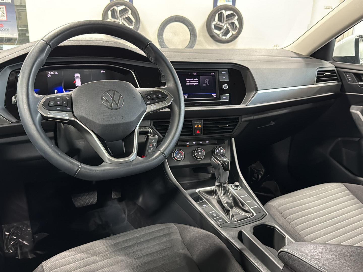 3VW5M7BU1RM087644