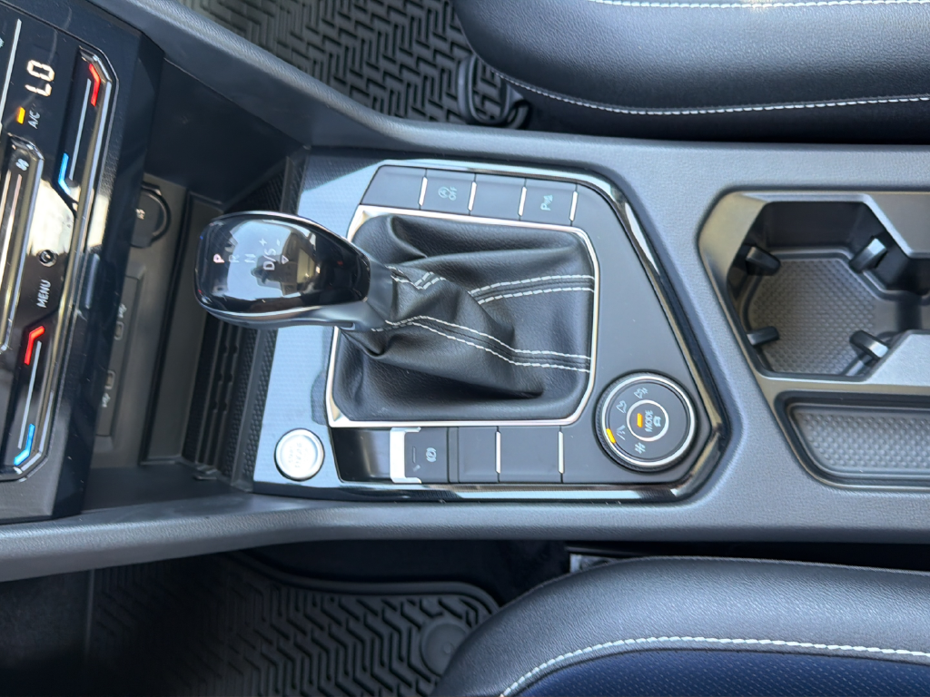 New 2027 Gray Volkswagen 1.5T SEL image 18