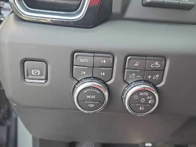 Used 2026 Silver GMC Denali image 27