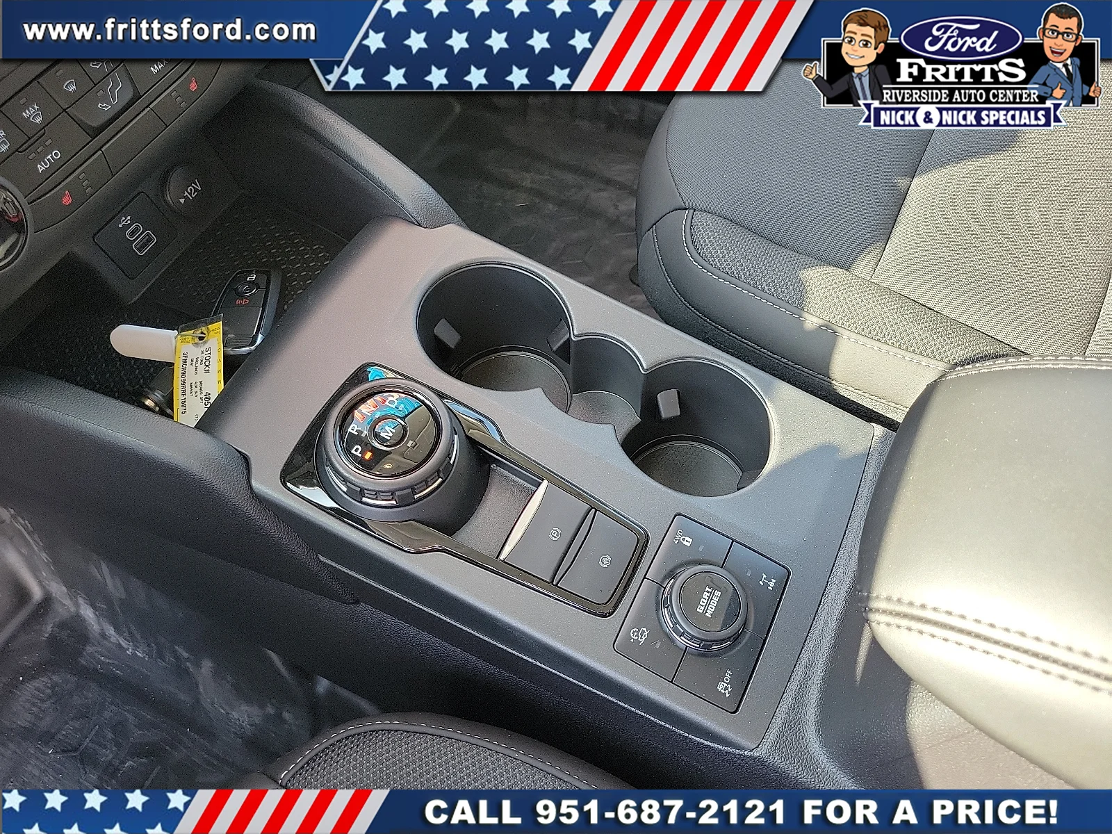 New 2024 Carbonized Grey Metallic Ford Badlands® image 9