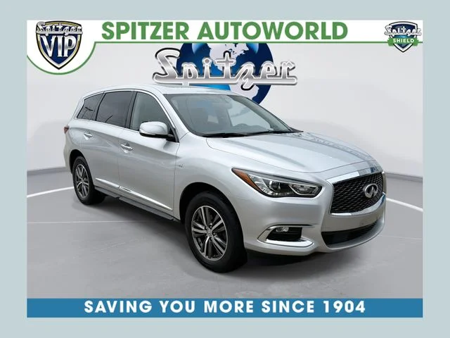 Used 2018 Silver INFINITI Base image 1