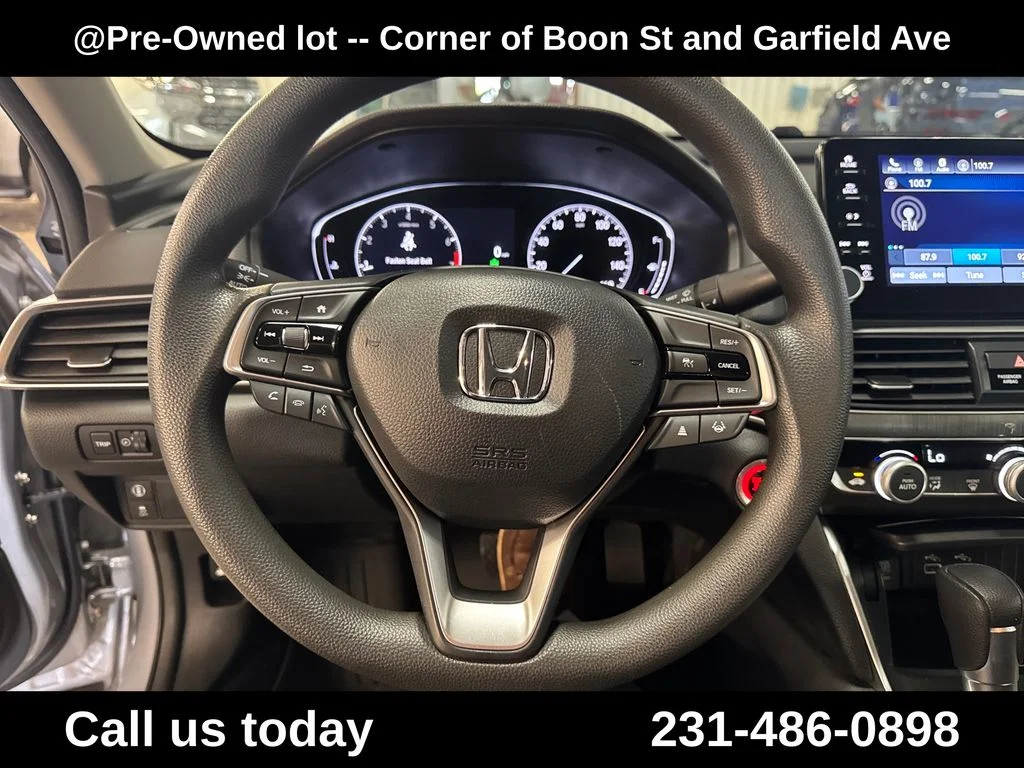 Used 2021  Honda LX image 19