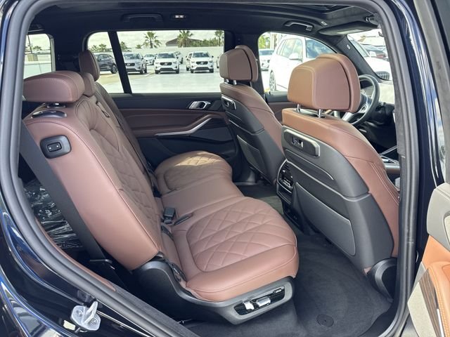 New 2027 Carbon Black Metallic BMW xDrive40i image 11