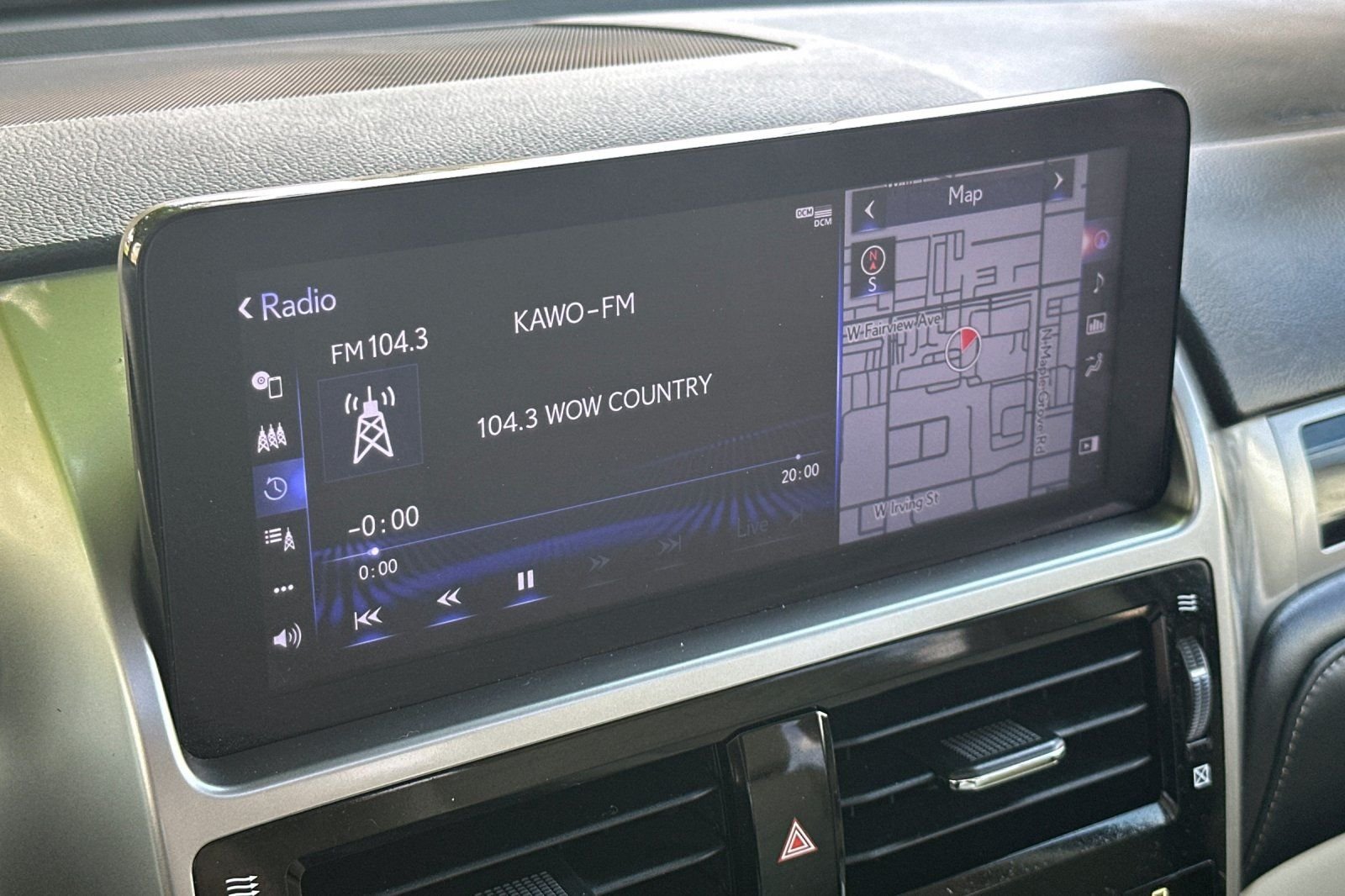 Used 2022 Silver Lexus 460 image 18