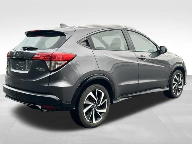 Used 2019  Honda Sport image 5