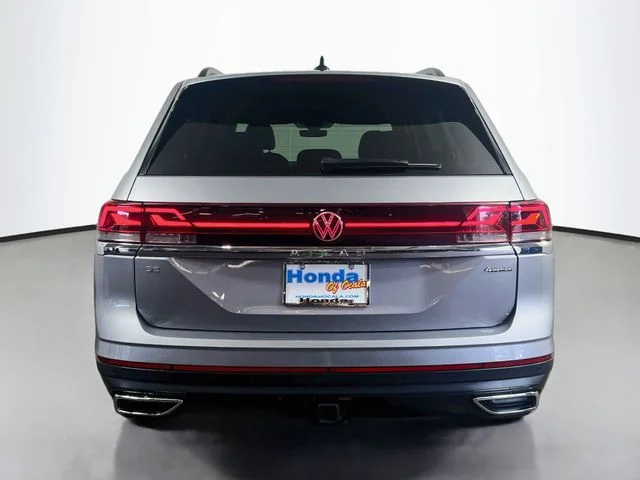 2025 Volkswagen Atlas SE w/Tech - Photo 8
