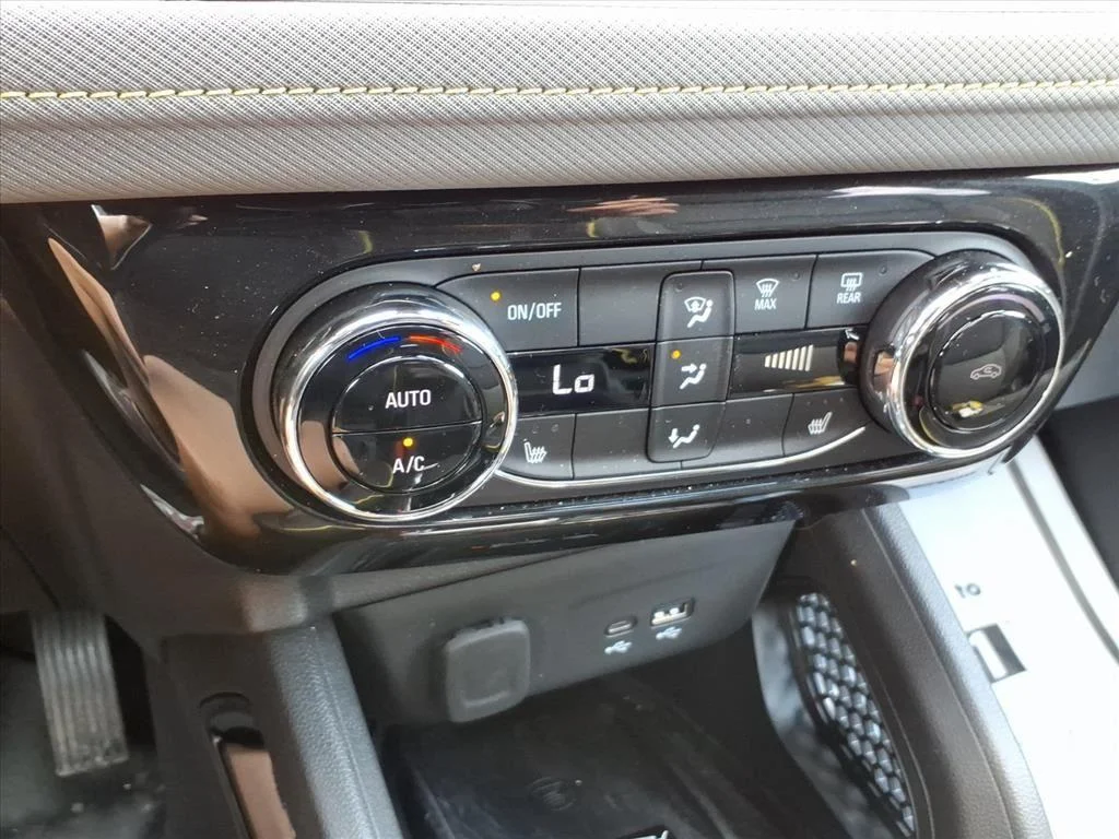 Used 2024 Sterling Gray Metallic Chevrolet ACTIV image 19