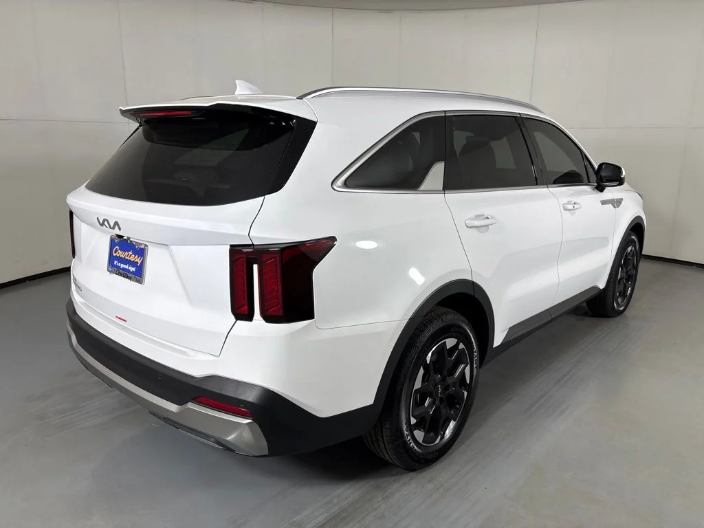 New 2026 White Kia S image 8