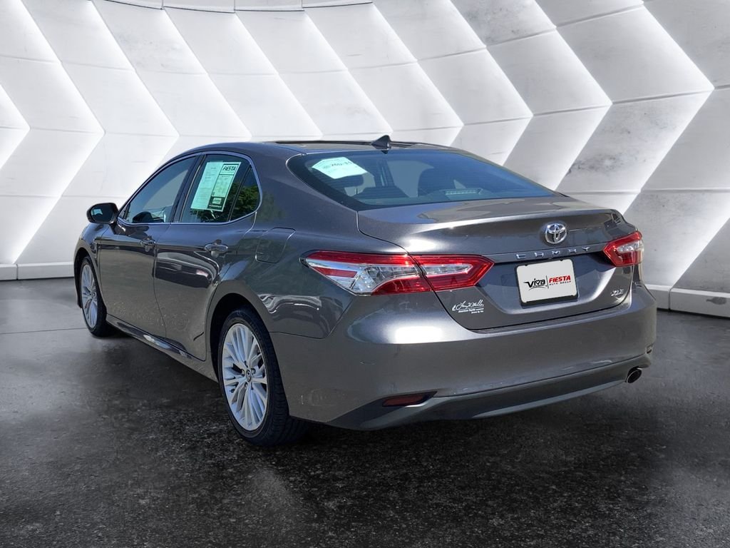 Used 2019 Gray Toyota XLE image 6