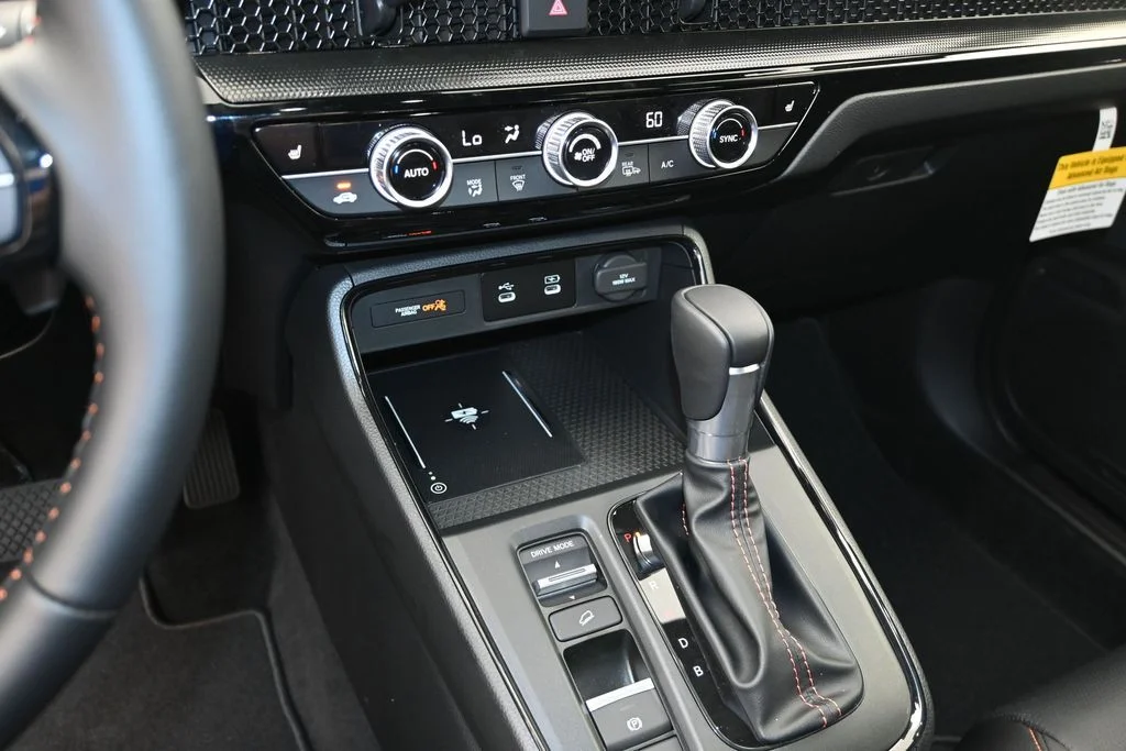 New 2026 Platinum White Pearl Honda Sport Touring image 21