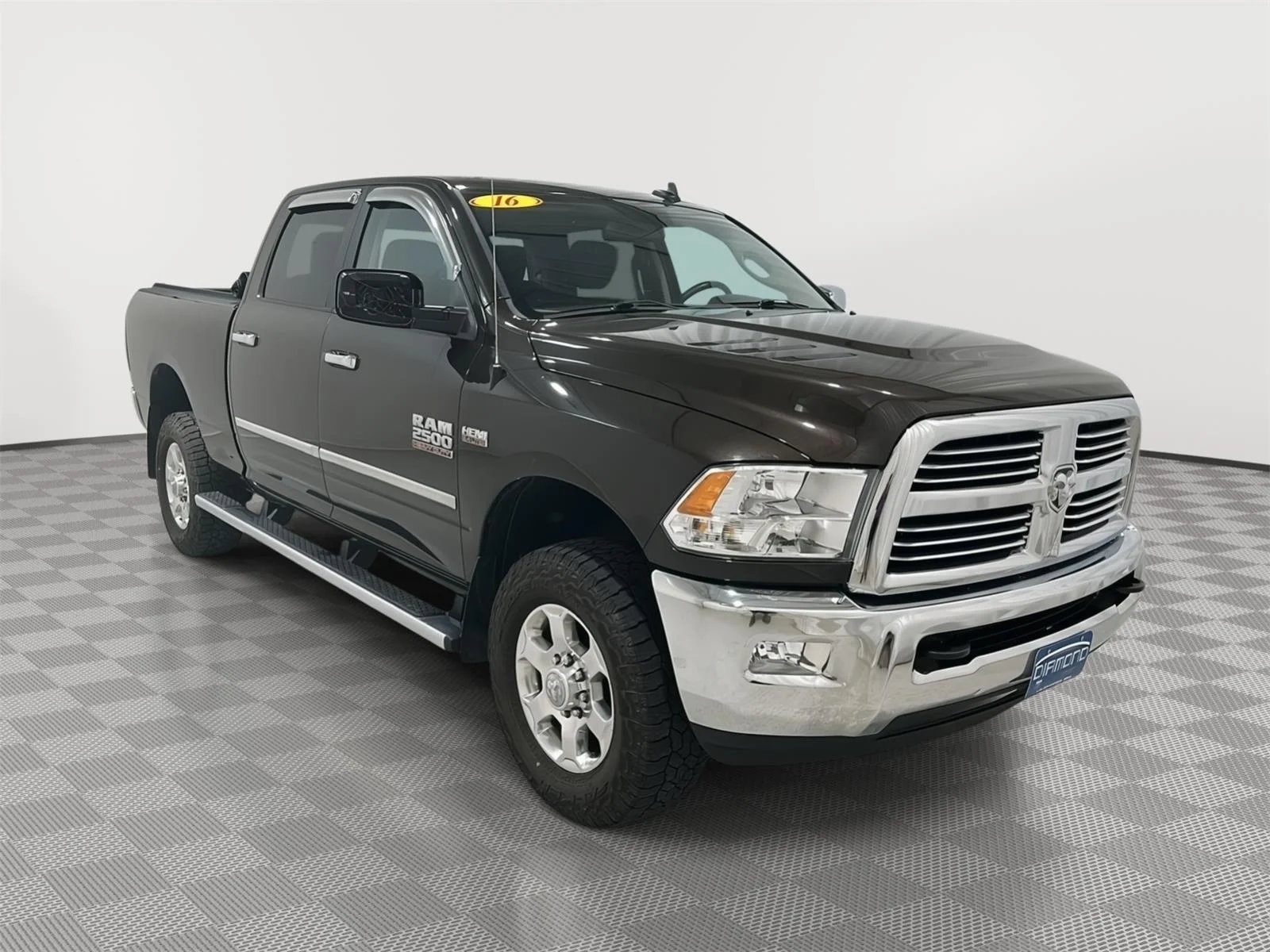 Used 2016 Luxury Brown Pearlcoat Ram Big Horn image 7