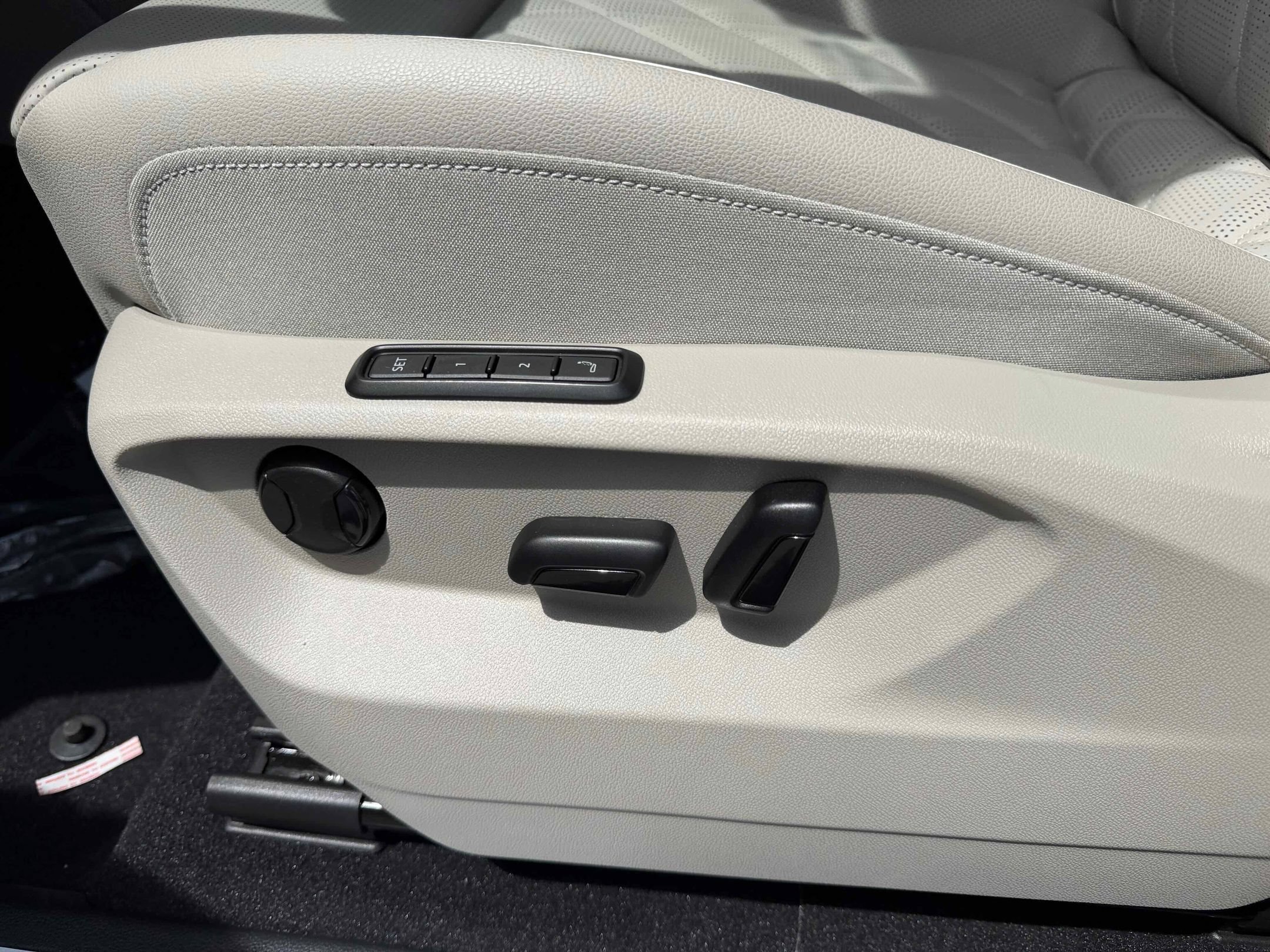 New 2026 Blue Volkswagen 2.0T SEL Premium R-Line image 15