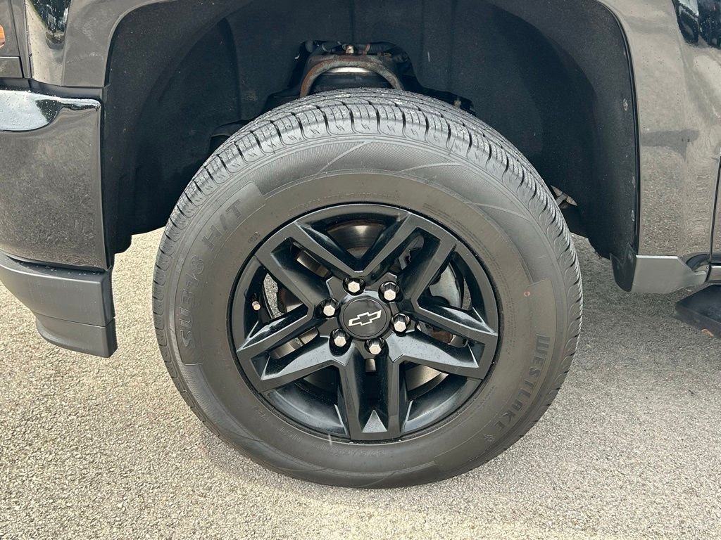 Used 2019 Black Chevrolet Silverado Custom image 42