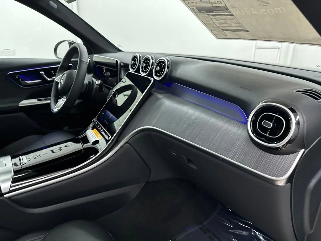 New 2026 Black Mercedes-Benz GLC 300 image 26