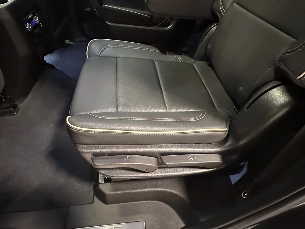Used 2023 TITANIUM RUSH METALLIC GMC SLT image 20