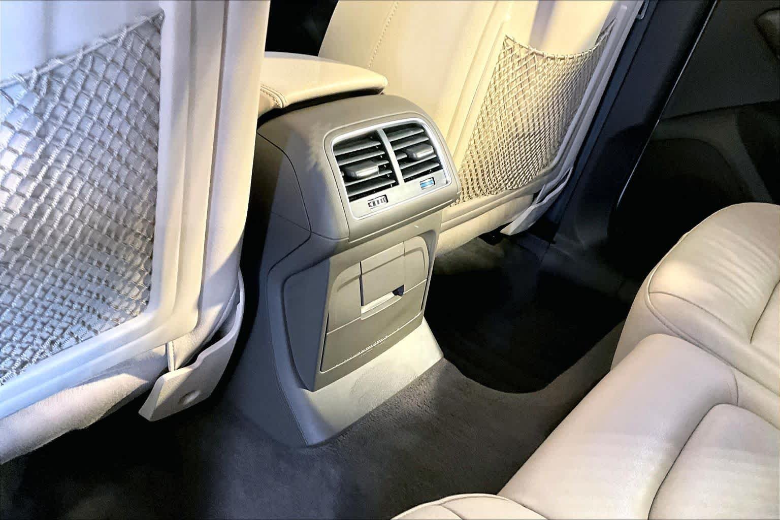 Used 2015 Ibis White Audi Premium image 35