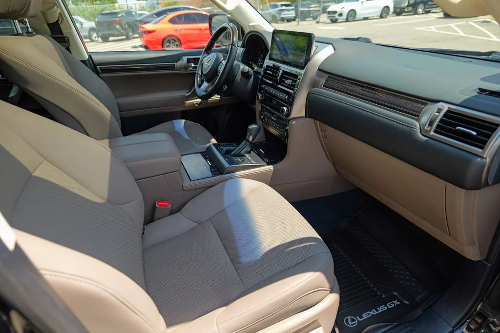 Used 2023 Caviar Lexus 460 image 36