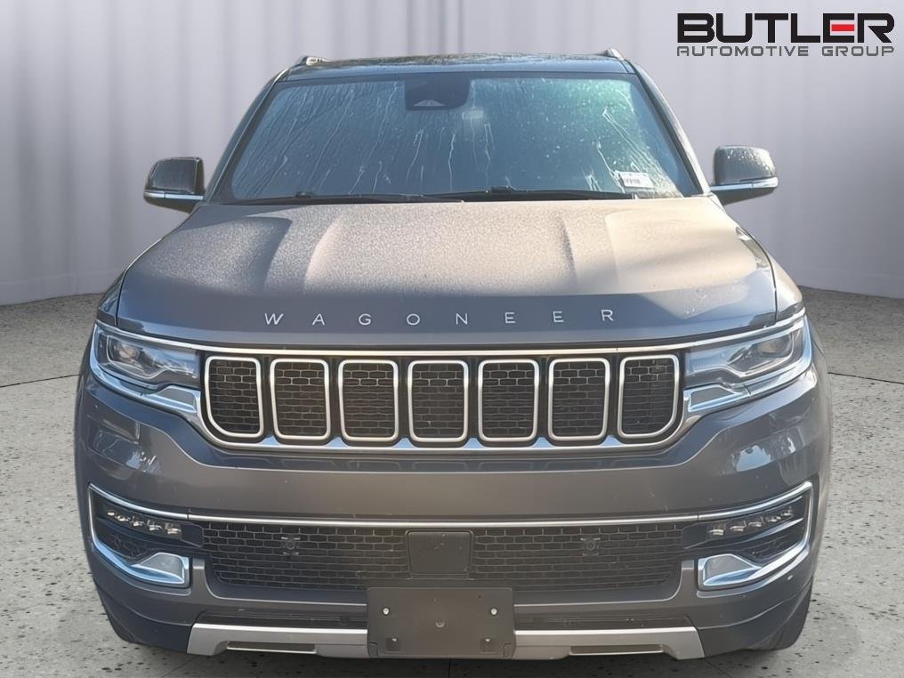 Used 2024 Baltic Gray Metallic Clearcoat Jeep Series II image 3