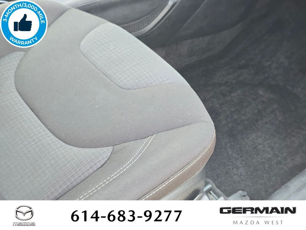 Used 2016 White Jeep Latitude image 28