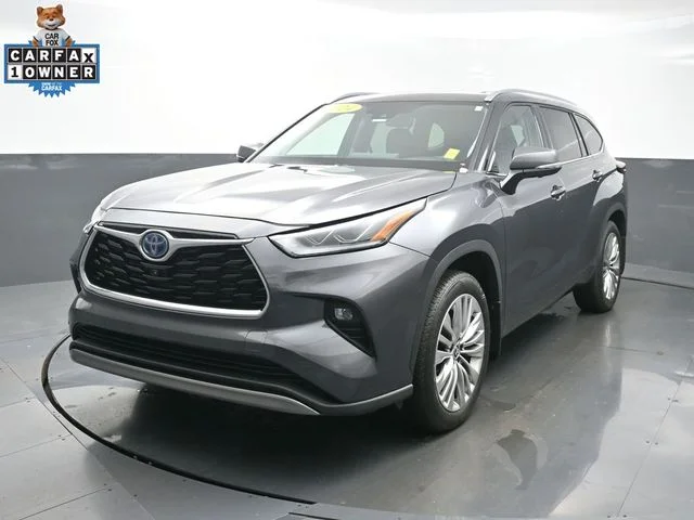 Used 2024 Gray Toyota Platinum image 1