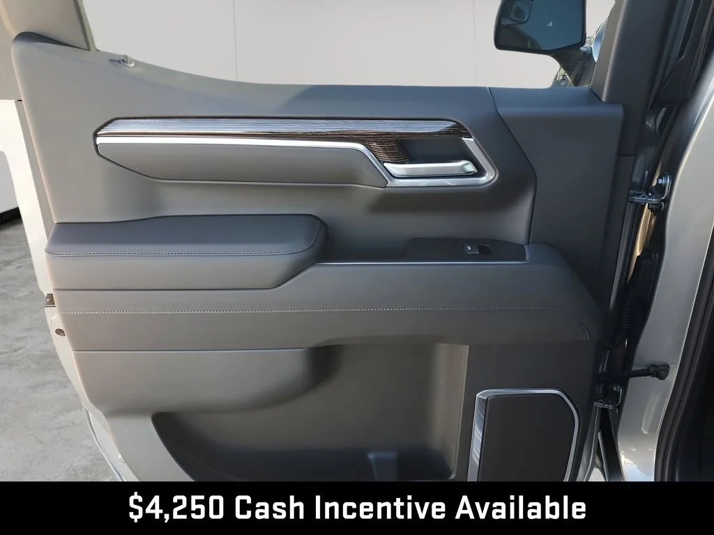 New 2026 Sterling Metallic GMC Elevation image 20