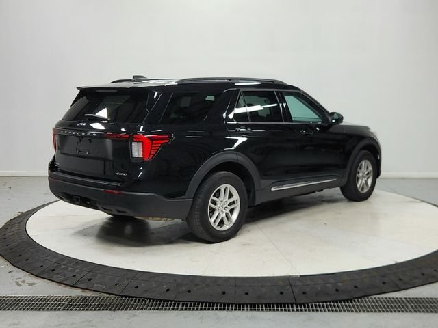 Used 2025 Black Ford Active image 8