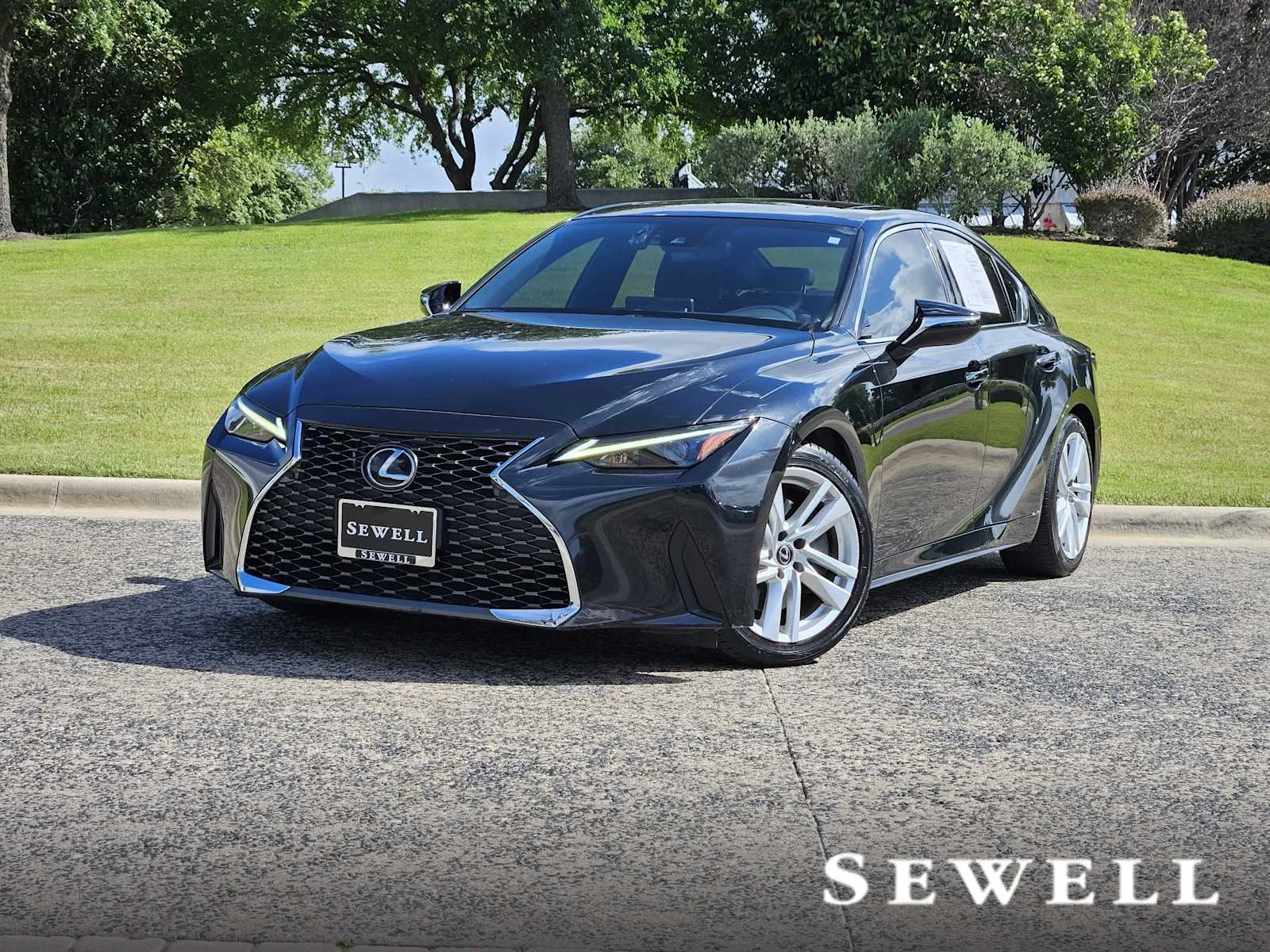 2023 Lexus IS 350 300 RWD's photo