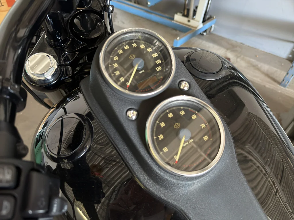 Used 2017 Black Harley-Davidson  image 8
