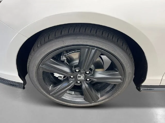 New 2026 Platinum White Pearl Honda Sport-L Hybrid image 11