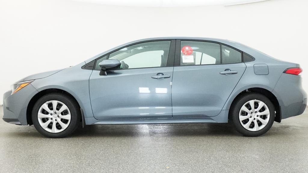 New 2027 Celestite Toyota LE image 2