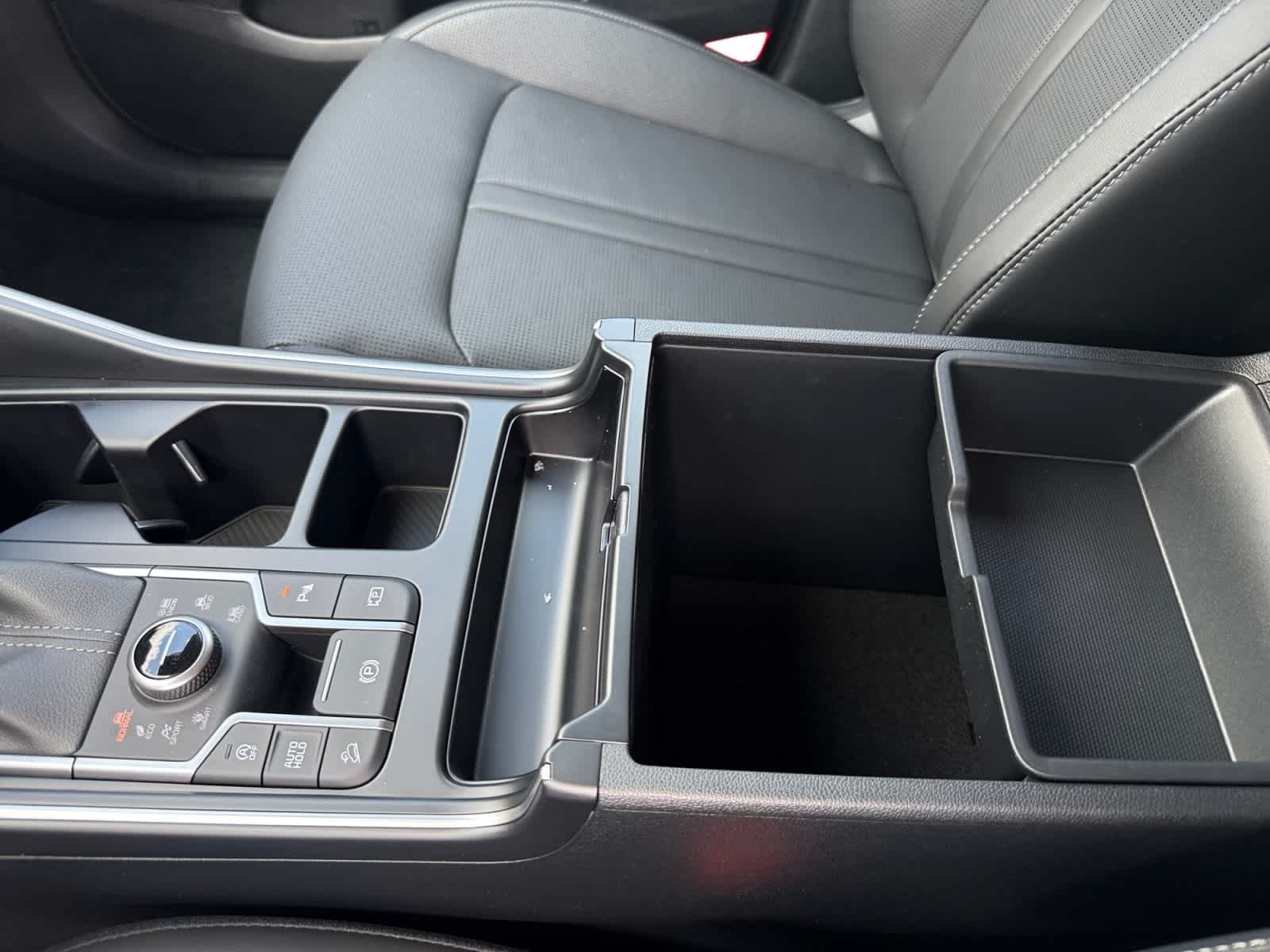 2026 Kia Sorento S - Photo 18