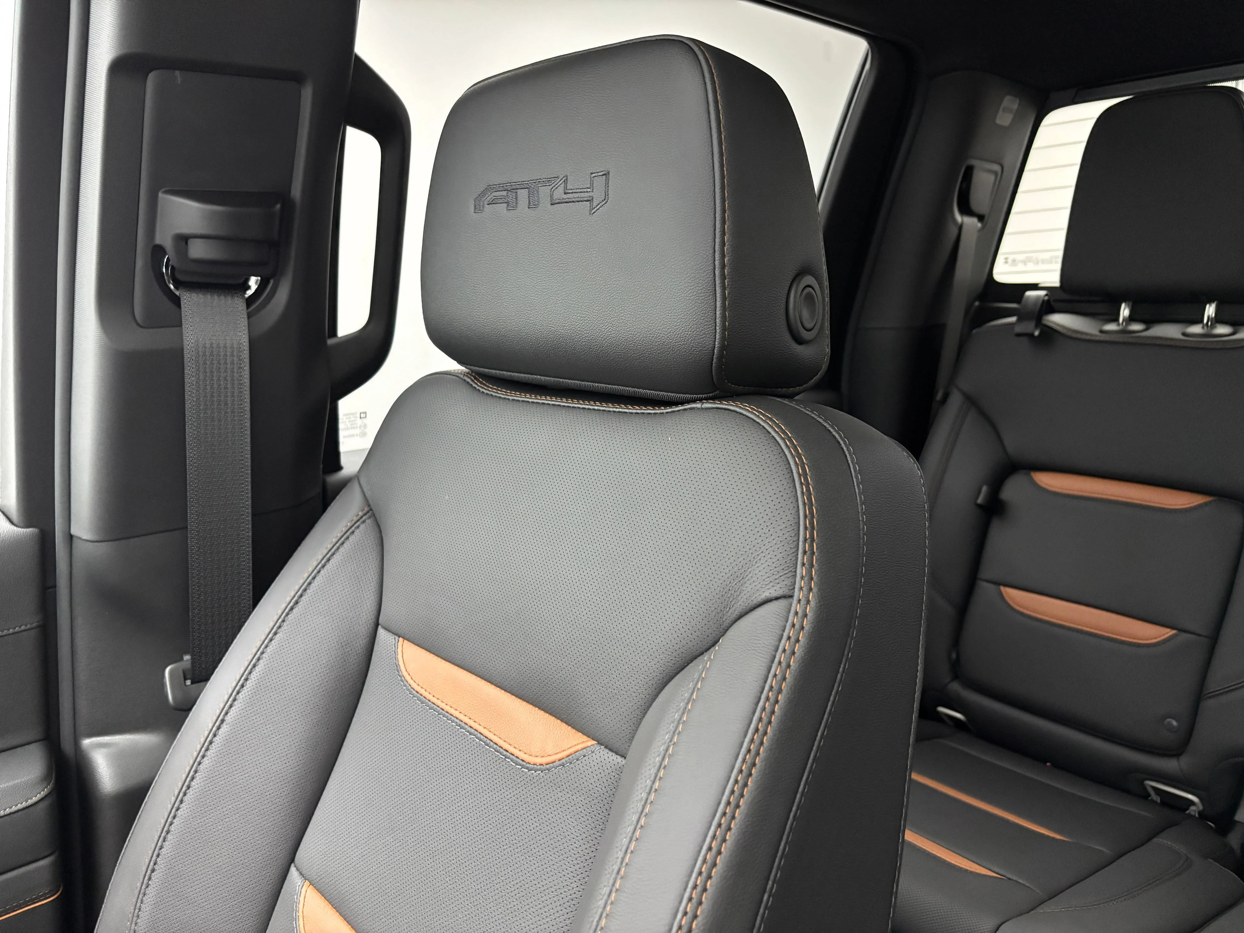 2026 GMC Sierra 2500HD AT4 - Photo 48