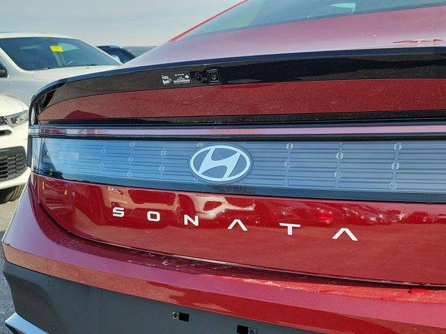 New 2026 Ultimate Red Hyundai SE image 6