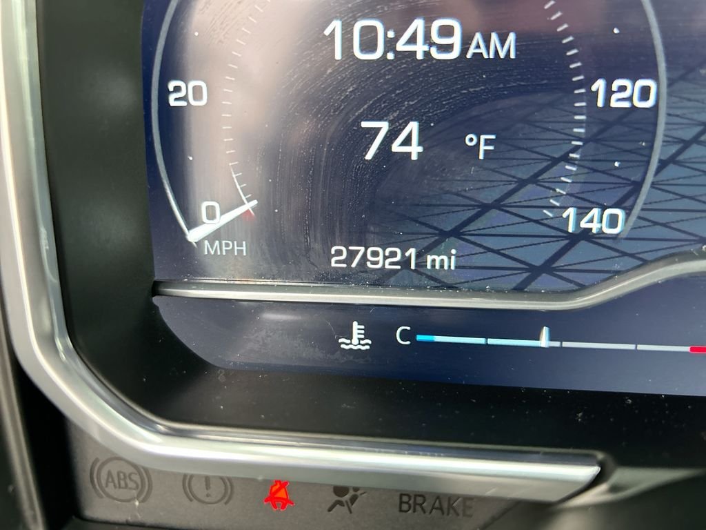 Used 2023 White GMC AT4 image 16