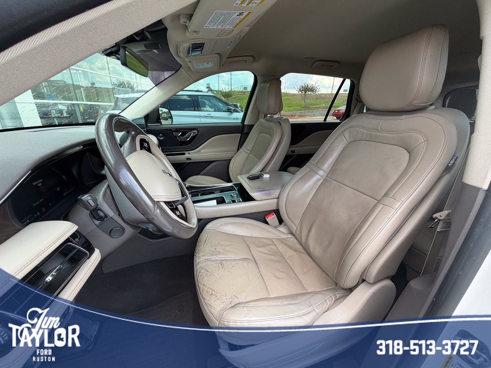 Used 2020 White Lincoln Reserve image 3