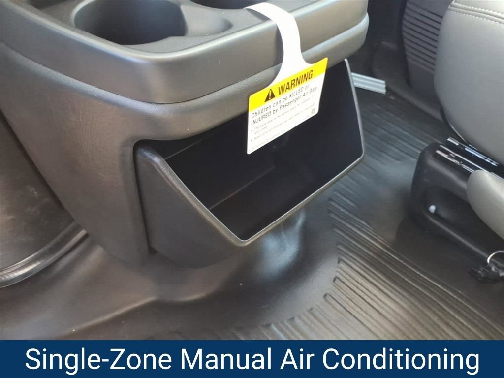 2025 Chevrolet Express Cargo Work Van - Photo 13