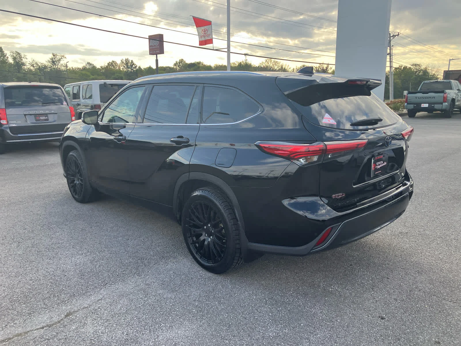 Used 2023 Midnight Black Metallic Toyota Hybrid Limited image 5