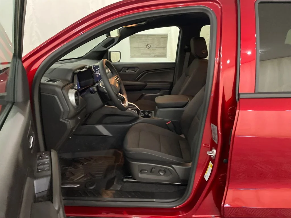 2026 Chevrolet Colorado LT - Photo 11