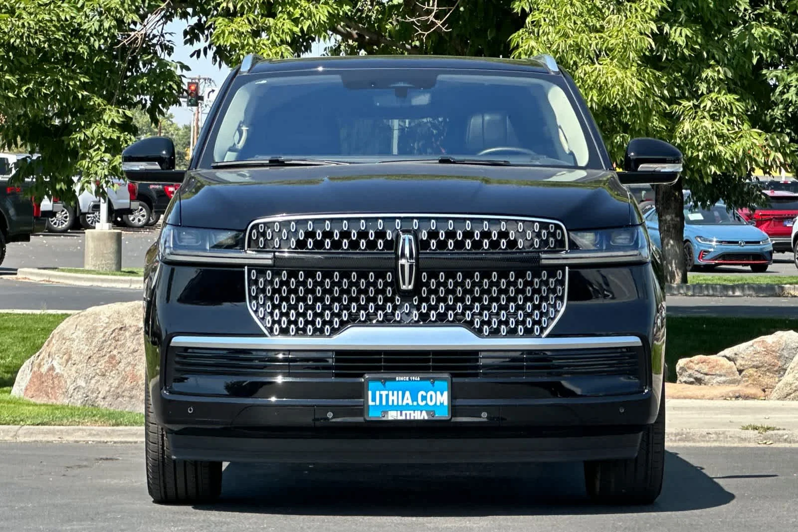 Used 2025 Infinite Black Metallic Lincoln Reserve image 10