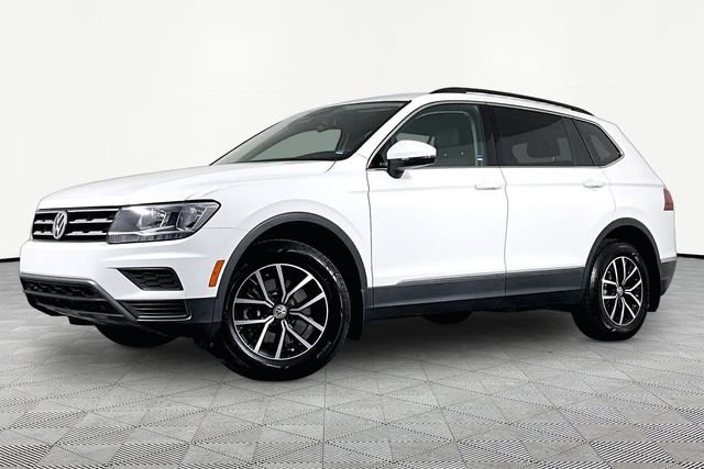 Used 2021 White Volkswagen 2.0T SE image 1