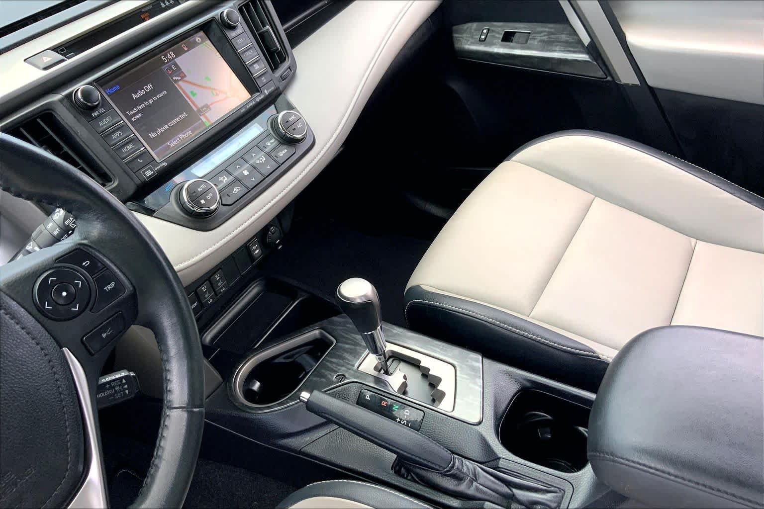 Used 2018 Silver Sky Metallic Toyota Limited image 16