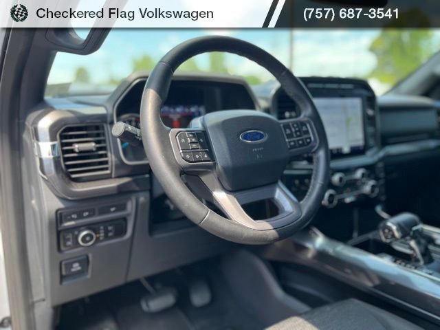 Used 2023 Oxford White Ford XLT image 16