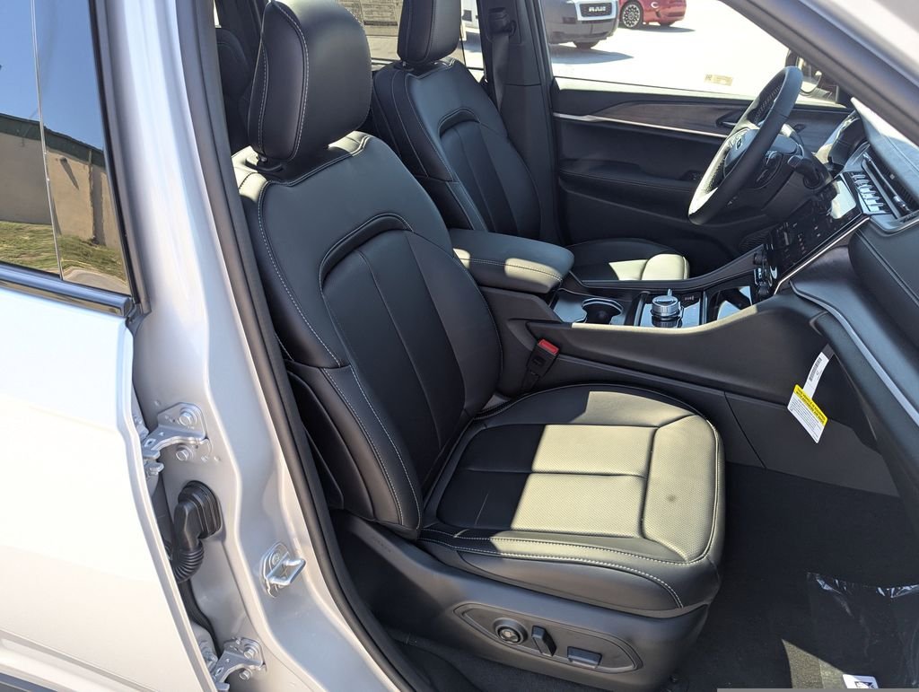 2025 Jeep Grand Cherokee Limited - Photo 39