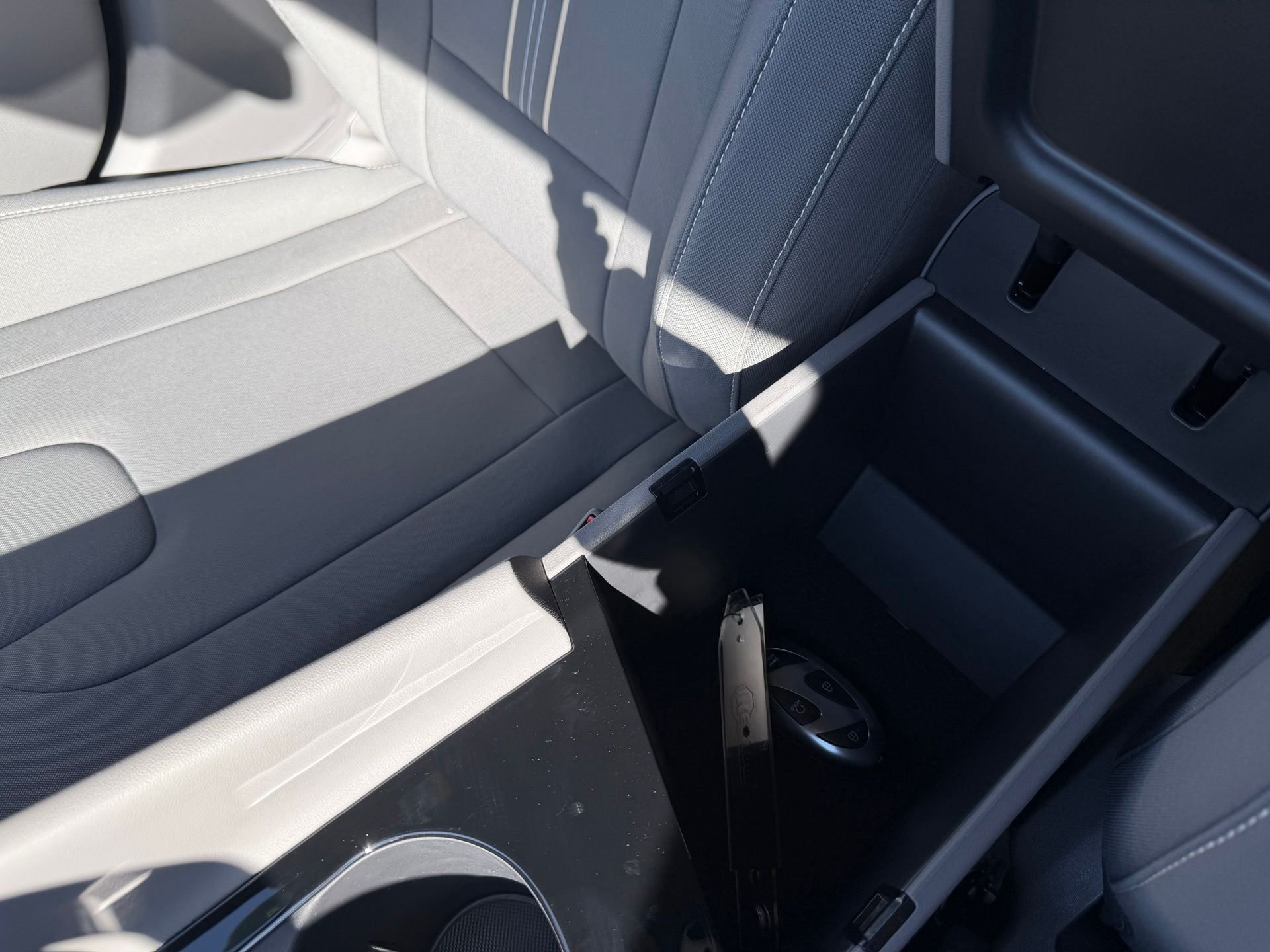 Certified Used 2025 Gray Hyundai Blue image 29